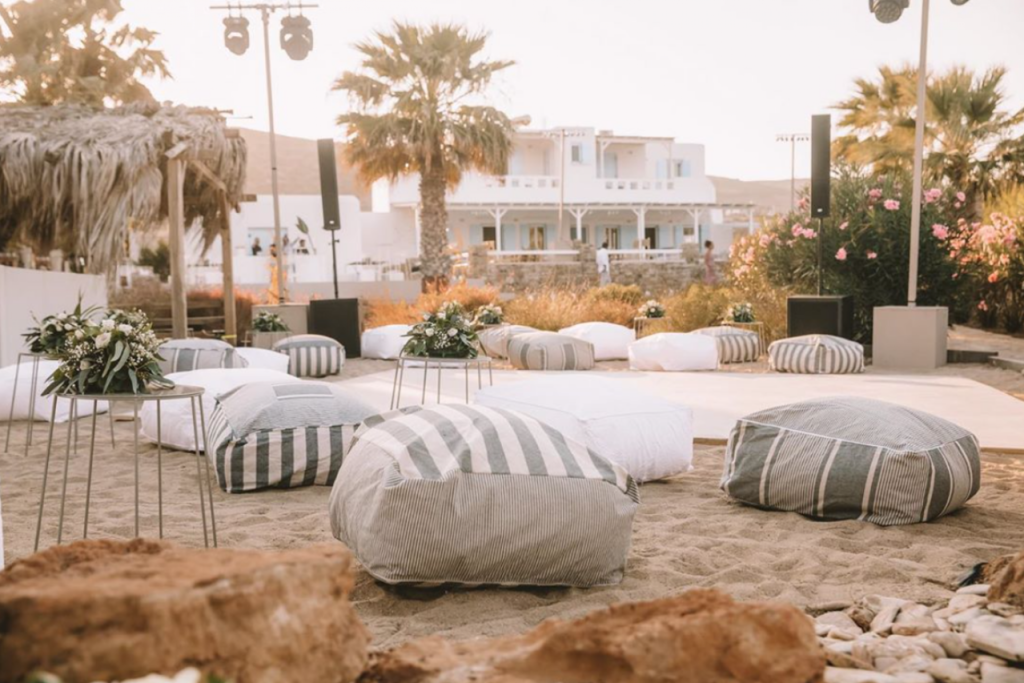 Grey striped pouf - Image 2