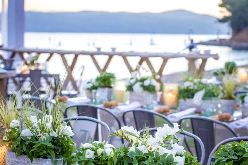 Horn salt & pepper set - Image 3