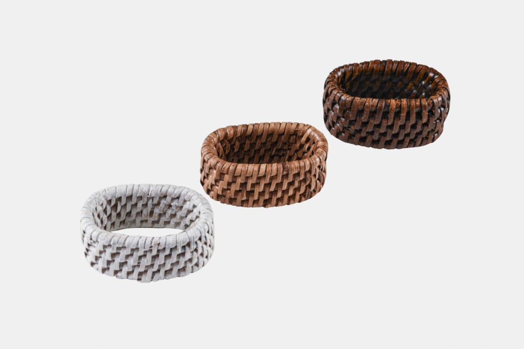 White rattan napkin rings - Image 2
