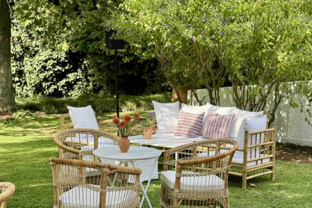 Palma rattan armchair - Image 11