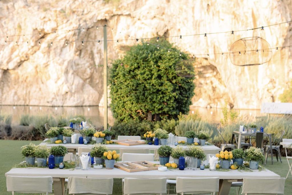 ILIOS blue candle holder - Image 6