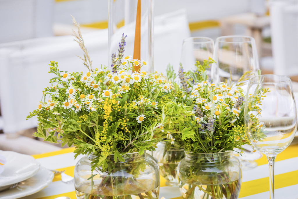 White linen napkin with yellow stitching - Image 5