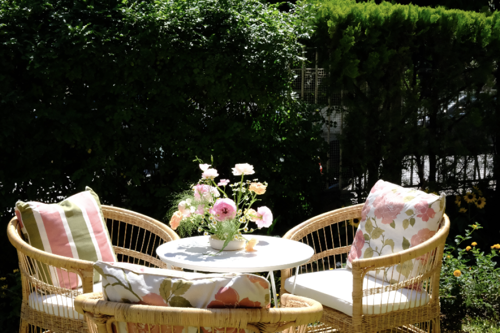 Vintage rose & striped patterned pillows - Image 0