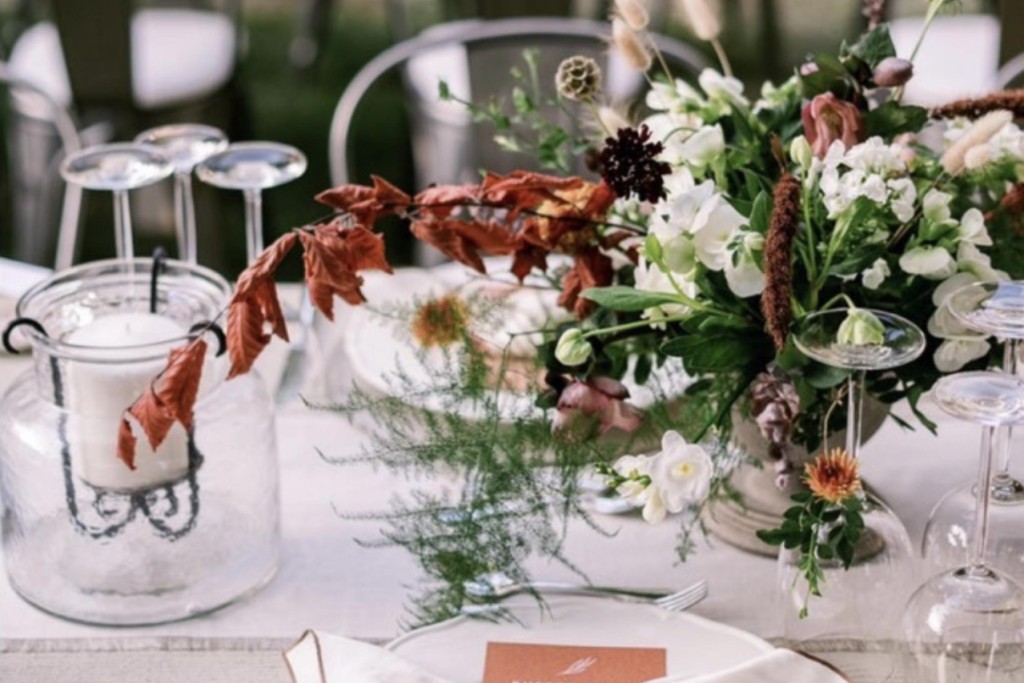 Monastery lanterns - Image 1